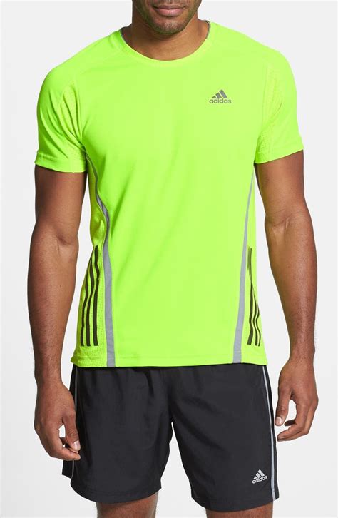 adidas supernova t-shirt fällt größer aus|Adidas.